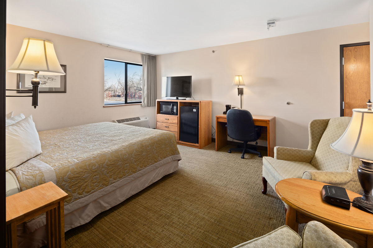 affordable clean hotel hardin montana